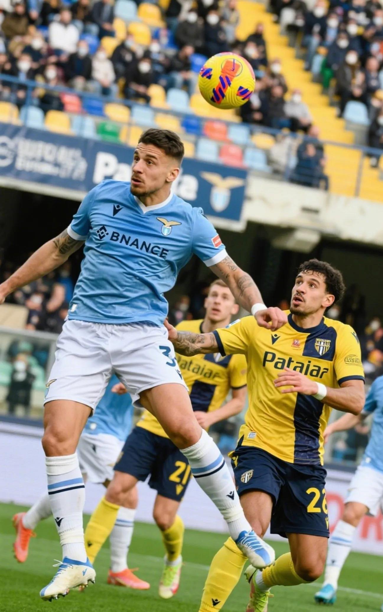 利物浦力克热刺，拉莫斯补时绝平意甲的简单介绍